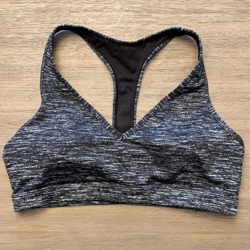 VS ✨ sports bra- like new!